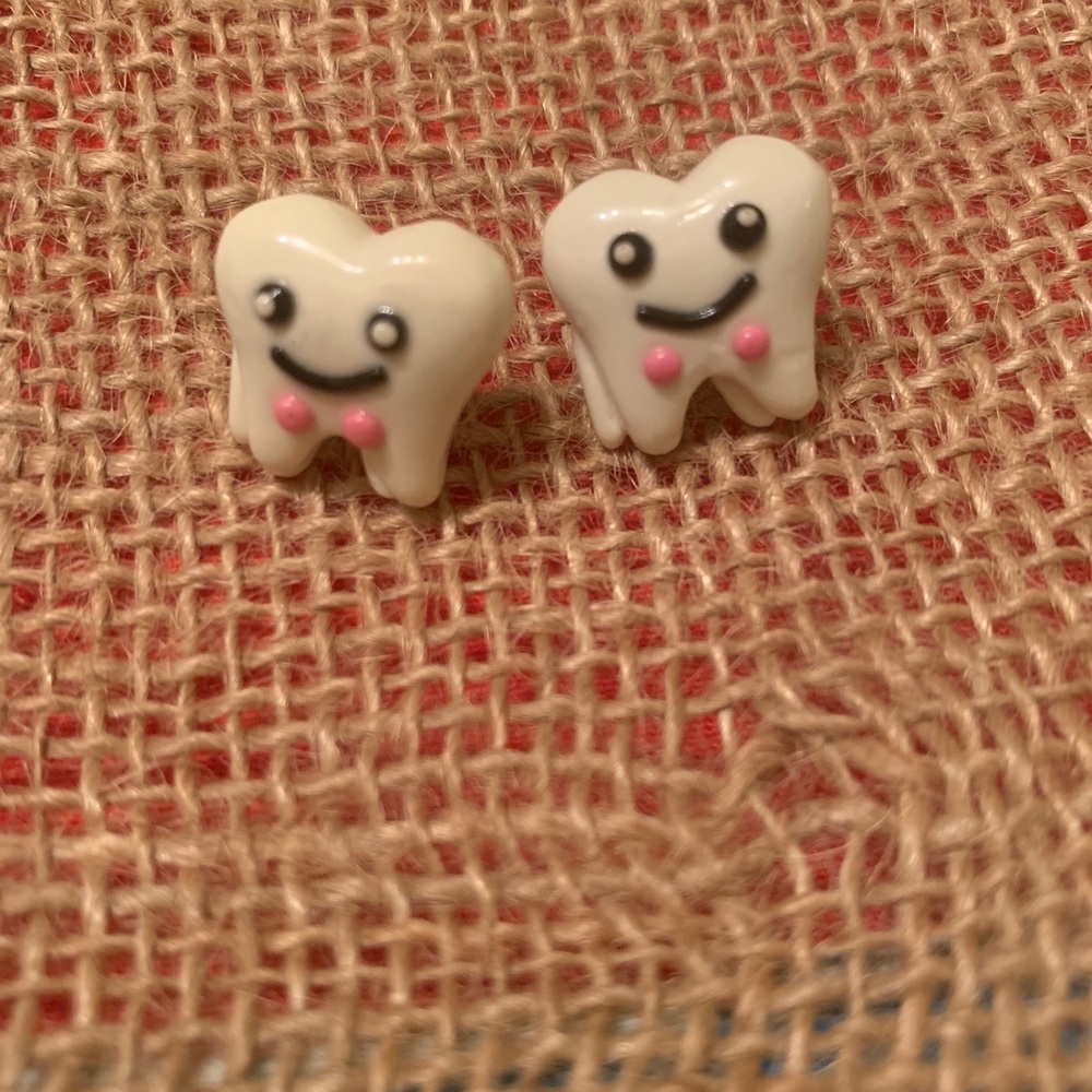 Teeth Earrings 2/$10!